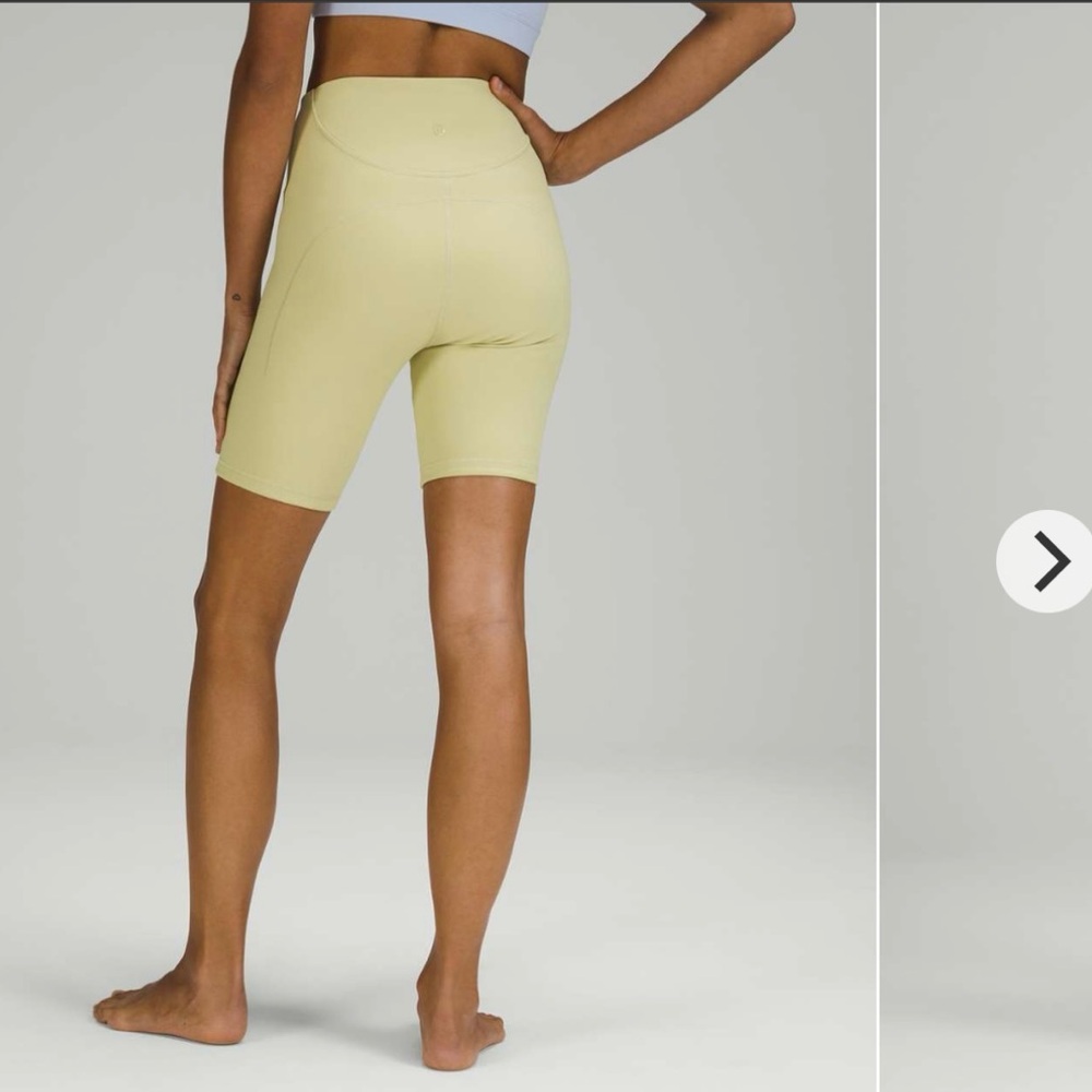 Lululemon Ribbed Contoured High Rise Short 8”